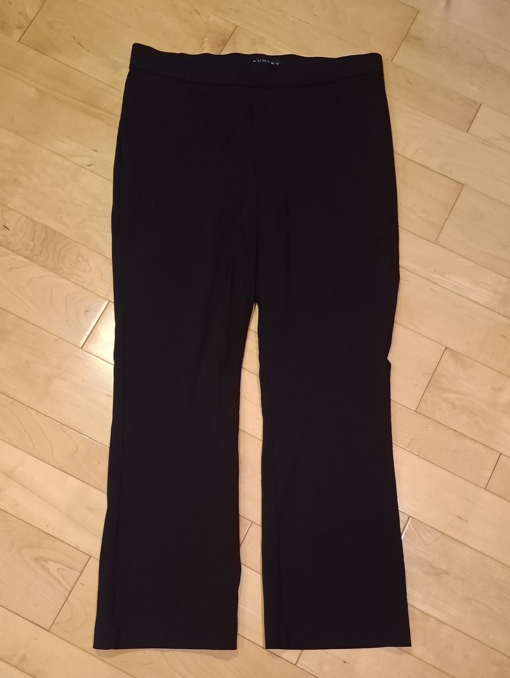 LAUNDRY by Shelli Segsl Black Boot-Cut Knit Pants